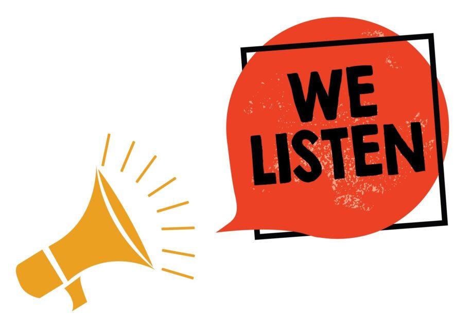 Kuvassa megafoni ja englanniksi teksti Me kuuntelemme, We listen.